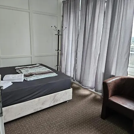 Penthouse 10 Etage 3 Schlafzimmer Mit Aussicht *